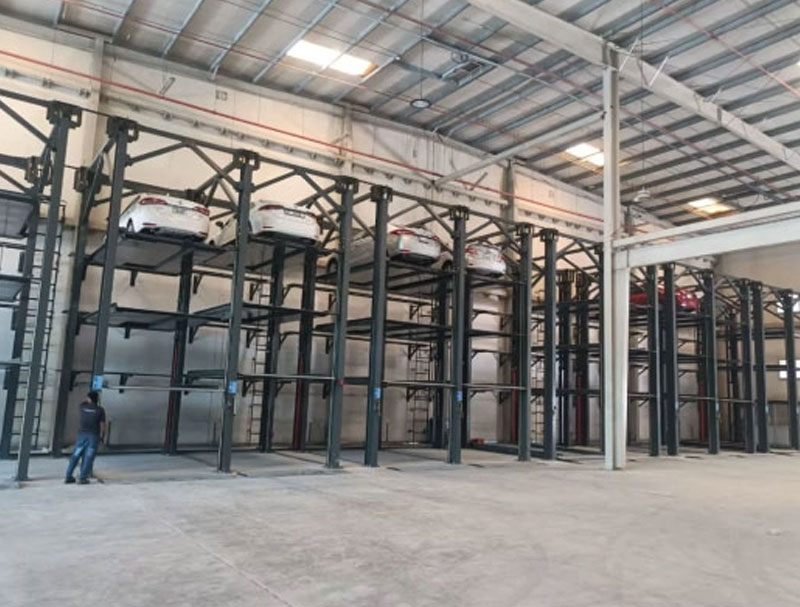4-Post-Parking-Lift5.jpg